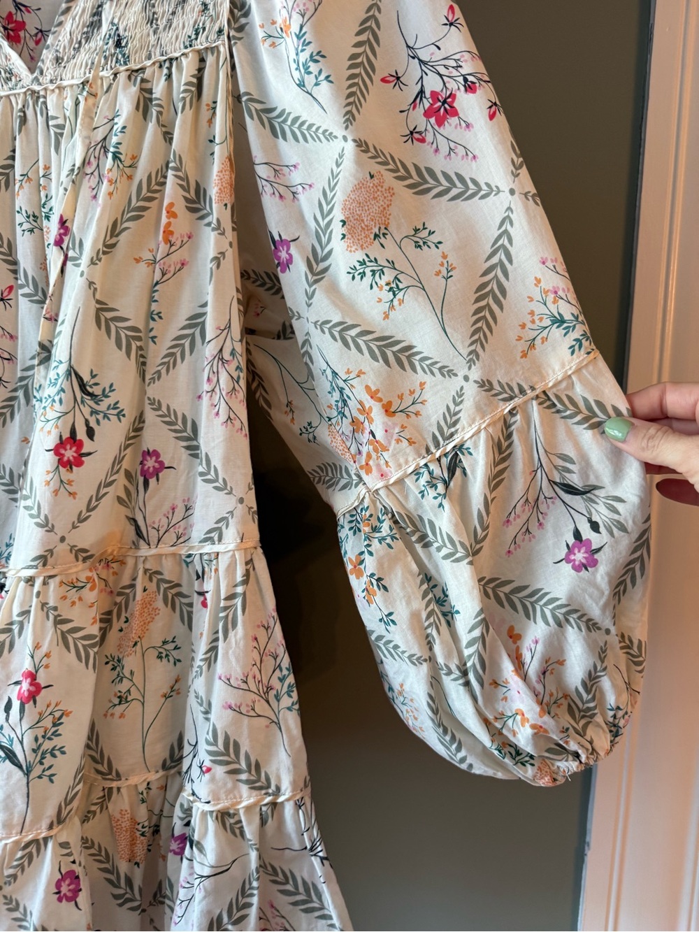 TALULAH Cream Floral Tiered Tunic Blouse - Picture 6 of 6